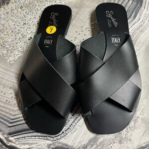 Seychelles Women's Elegant Black Leather Cross Strap Sandals